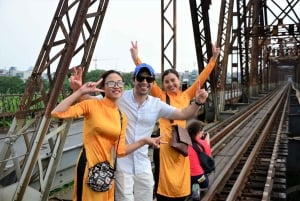 Hanoi: Vespa-Tour zum Keramikdorf Bat Trang, von Frauen geführt