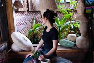 Hanoi Viet Phu Thanh Chuong oder Weihrauchdorf & Hutdorf