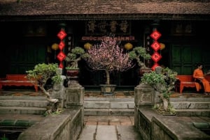 Hanoi Viet Phu Thanh Chuong oder Weihrauchdorf & Hutdorf