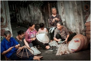 Hanoi Viet Phu Thanh Chuong oder Weihrauchdorf & Hutdorf