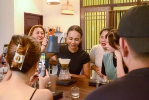 Hanoi: Vietnamesisk kaffeworkshop och street food-tur