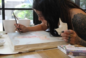Hanoi: Vietnamese Silk Painting Workshop with Tea