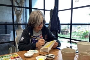 Hanoi: Vietnamese Silk Painting Workshop with Tea