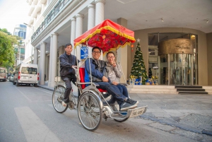 Hanoi Walking Street Food Tour & Cyclo