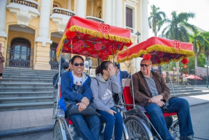 Hanoi Walking Street Food Tour & Cyclo