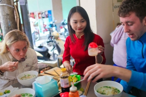 Hanoi Walking Street Food Tour & Cyclo