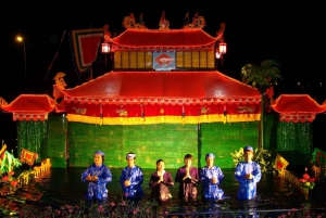 Hanoi: Water Puppet Show and Private Food Tour by Night