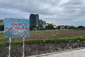 Hanoi: West Lake Cycling Tour with Dinner