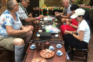Hanoi: tour del villaggio delle statuette di Xuan La e della pagoda di Dau con pranzo