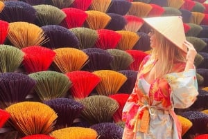 Hanoi: Incense Village, Hat, and Lacquer Artisanal Tour