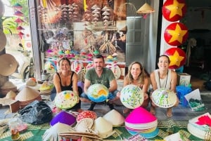 Hanoi: Incense Village, Hat, and Lacquer Artisanal Tour