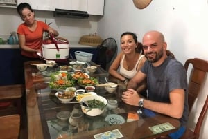 Hanoi: Incense Village, Hat, and Lacquer Artisanal Tour