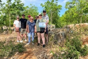 Hô Chi Minh-Ville : Long Tan et base australienne de Nui Dat avec la plage de Vung Tau