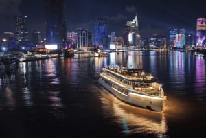 HCMC: Waterpoppenshow en luxe dinerrondvaart