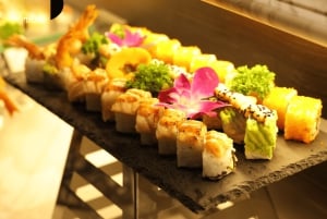 HCMC: Waterpoppenshow en luxe dinerrondvaart