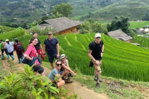 Trilhos escondidos de Sapa: caminhada autêntica de 2 dias e estadia em casa de família Hmong