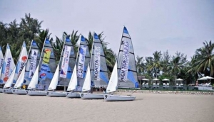 High Tide Sailing