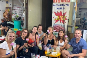 Ho Chi Minh: Original Walking Street Food Tour med lokale