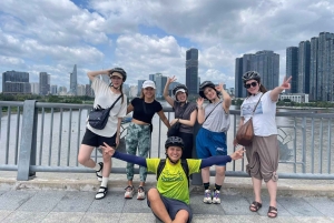 Ho Chi Minh: Bike Tour of Local Markets, Coffee & History