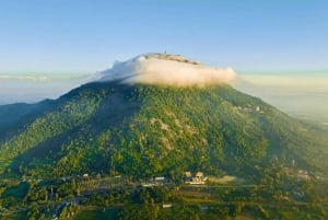 Ho Chi Minh : tunnels de Cu Chi, temple Cao Dai et Vierge noire
