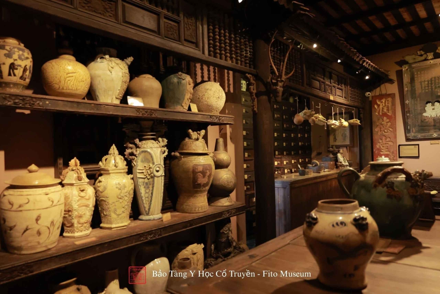 Ciudad Ho Chi Minh: arte, cultura y atardecer en una azotea