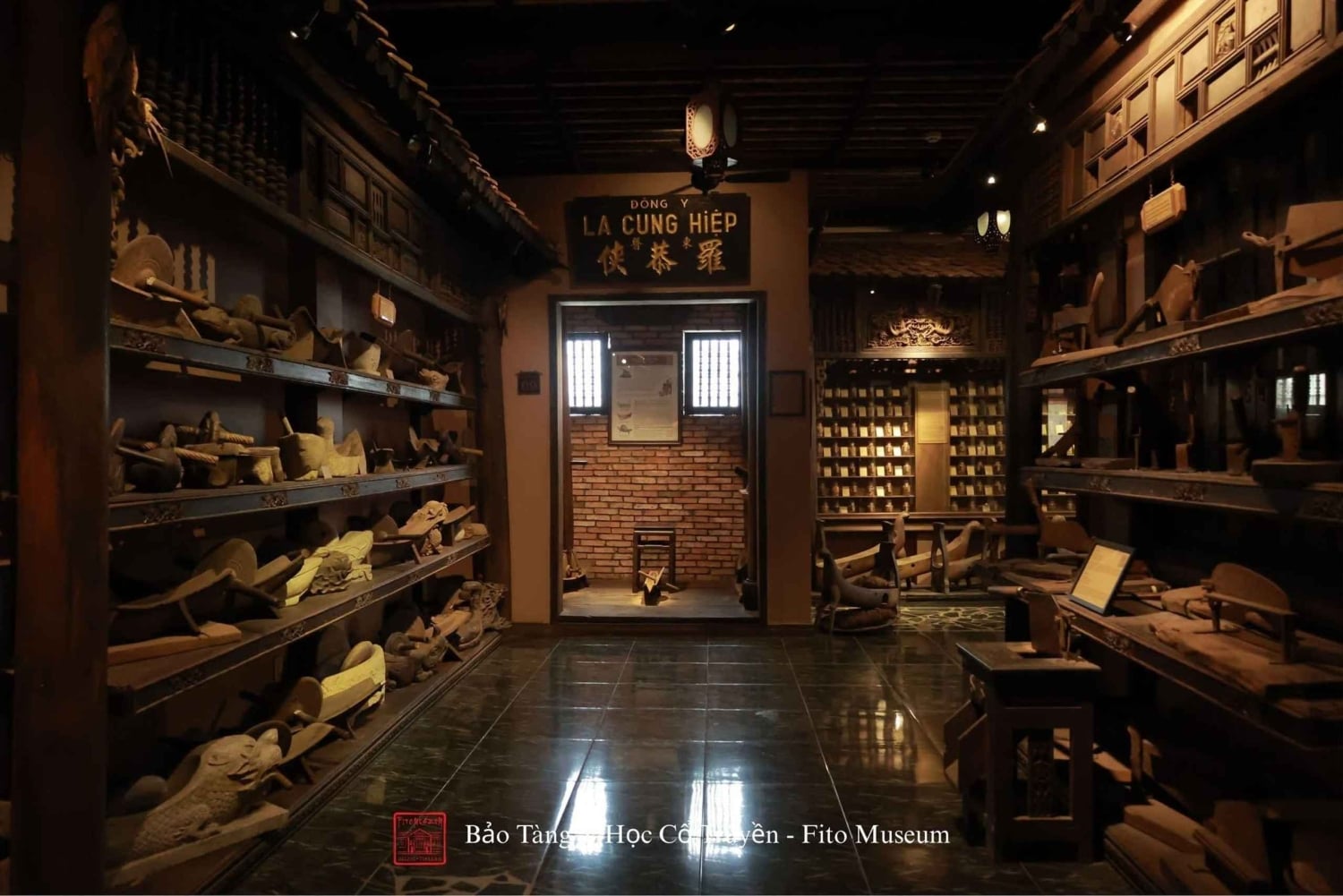 Ciudad Ho Chi Minh: arte, cultura y atardecer en una azotea