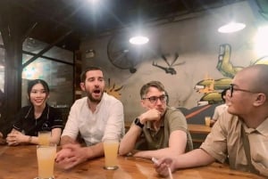 Ho Chi Minh City: Craft Beer and Local Food Tour by Scooter
