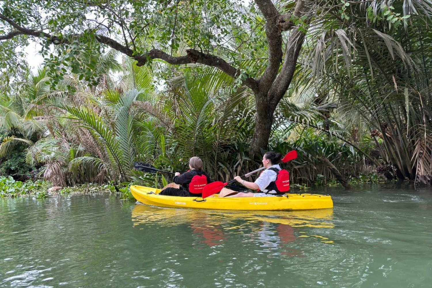 VIP NEW Tour 1Day Cu Chi Tunnels and Kayak Adventure Mekong
