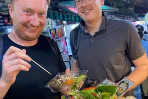 Cidade de Ho Chi Minh: Passeio gastronômico de scooter com onze degustações