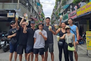Ho Chi Minh Ville : Visite culinaire en scooter avec onze dégustations