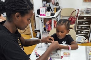 Ho Chi Minh City: Perheen DIY-työpaja – Tee oma avaimenperä