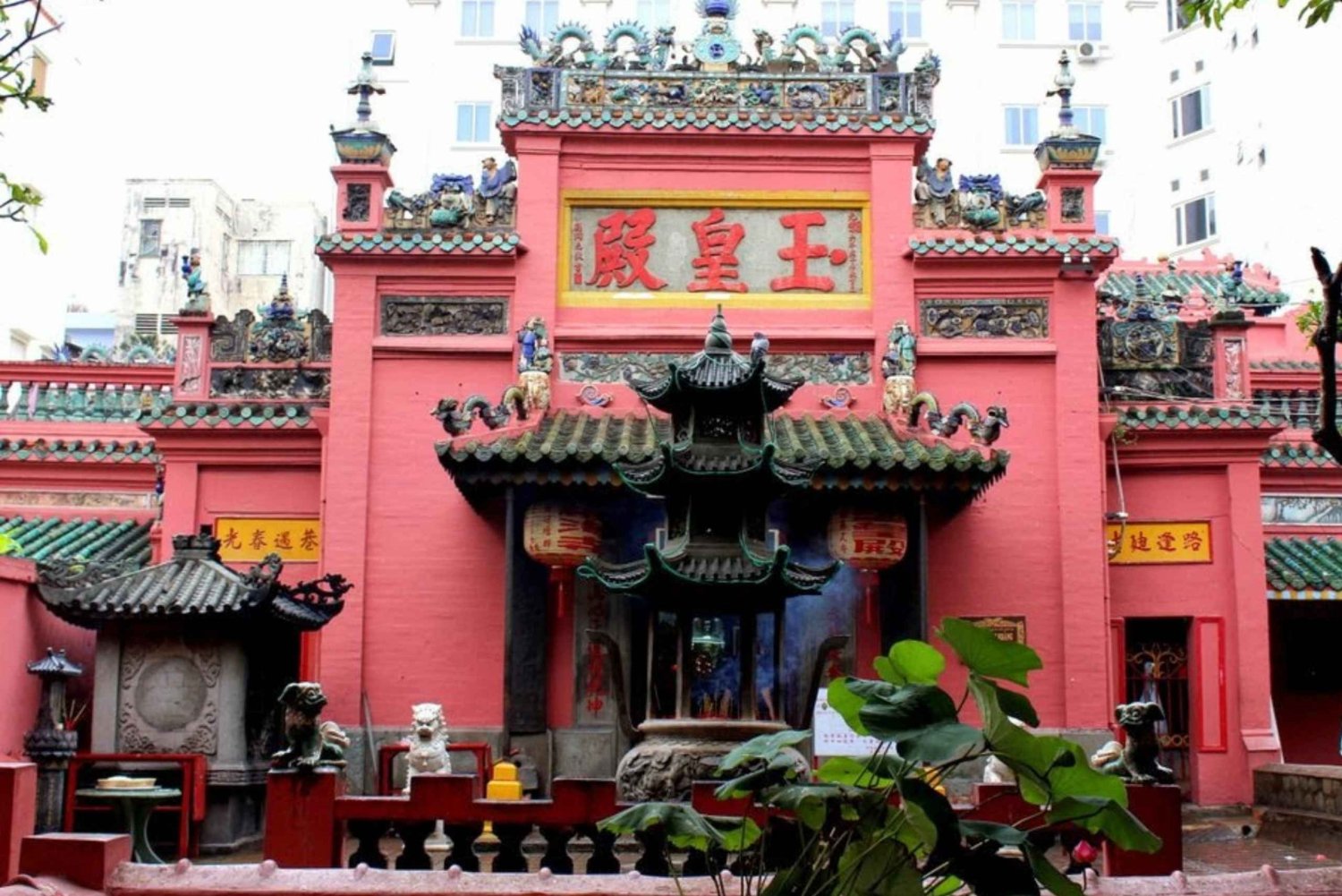 Ho Chi Minh: Wycieczka z przewodnikiem „Pięć wyznań Sajgonu”