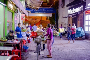 Ho Chi Minh City Food by Night: Private Motorbike Tour