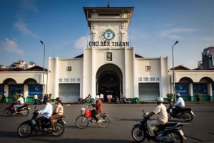 Ho Chi Minh City: Walking Tour with Local Guide