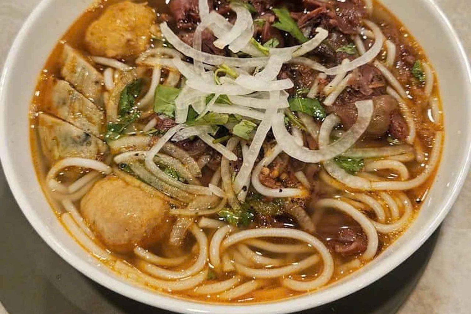 Ho-Chi-Minh-Stadt: Foodtour mit dem Roller und ortskundigem Guide