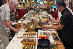 Ho Chi Minh City Hop On Hop Off Bus With Dinner Cruise