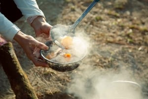 Ho Chi Minh City: Local Student Cooking Class & Market Tour