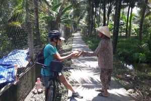 Ho Chi Minh City: Mekong Delta Small Group Day Tour by Bike