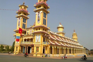 Ho Chi Minh City: Private Cu Chi Tunnels and Cao Dai Temple