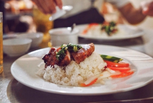 Ho Chi Minh: Motorbike Street Food Tour with Local Students