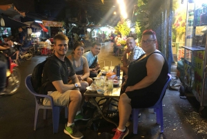 Ho Chi Minh: Motorbike Street Food Tour with Local Students