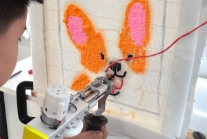 Ho Chi Minh City: Rug Tufting Workshop in Saigon