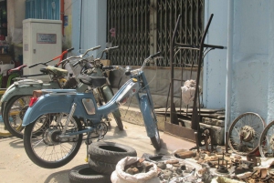 Ho Chi Minh City: Saigon Morning Markets Tour by Motorbike