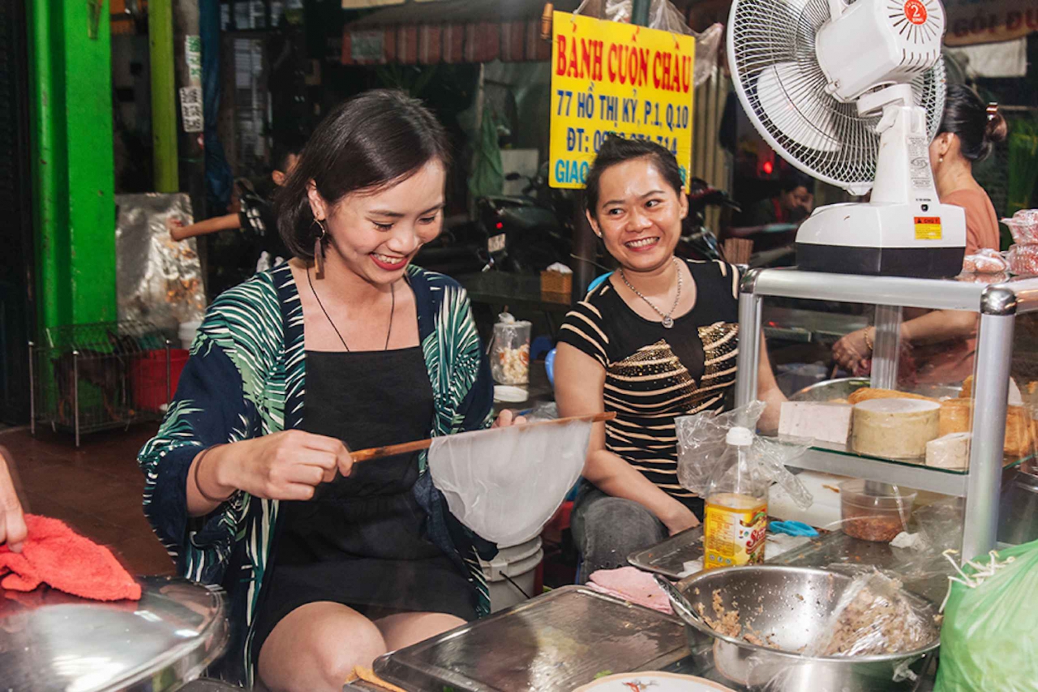 Ho Chi Minh City: Street Food Tour with Cooking Class