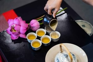 Ho Chi Minh City: Vietnamese Lotus Tea Culture Experience