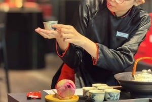 Ho Chi Minh City: Vietnamese Lotus Tea Culture Experience