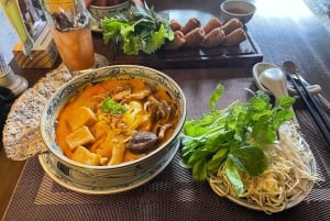 Ho Chi Minh City: Vietnamilainen ateria ViQue Kitchen -ravintolassa