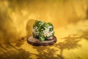 ホーチミン市：ベトナムの貯金箱絵付けワークショップ