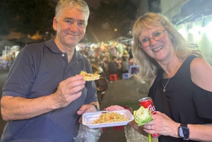 Ho Chi Minh City: Walking Food Tour with 13 Tastings