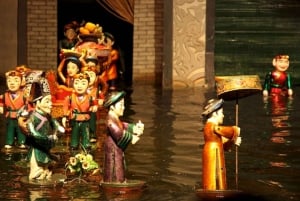 Ciudad de Ho Chi Minh: Espectáculo de Marionetas de Agua y Cena en Crucero